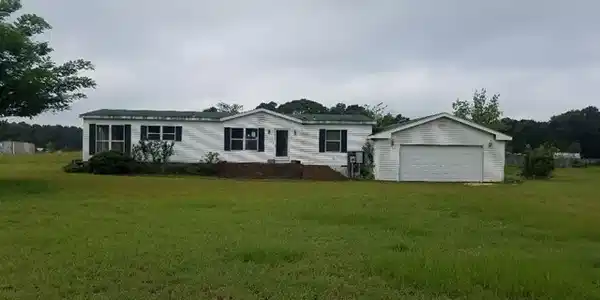 1008 Goslin Pond Drive