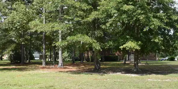 202 Ridge Lake Dr. (F-47)