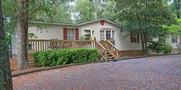 130 EPIPHANY RD