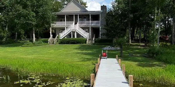 1148 Cuddo Point