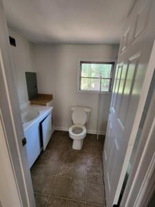 1468 Kenwood Road
