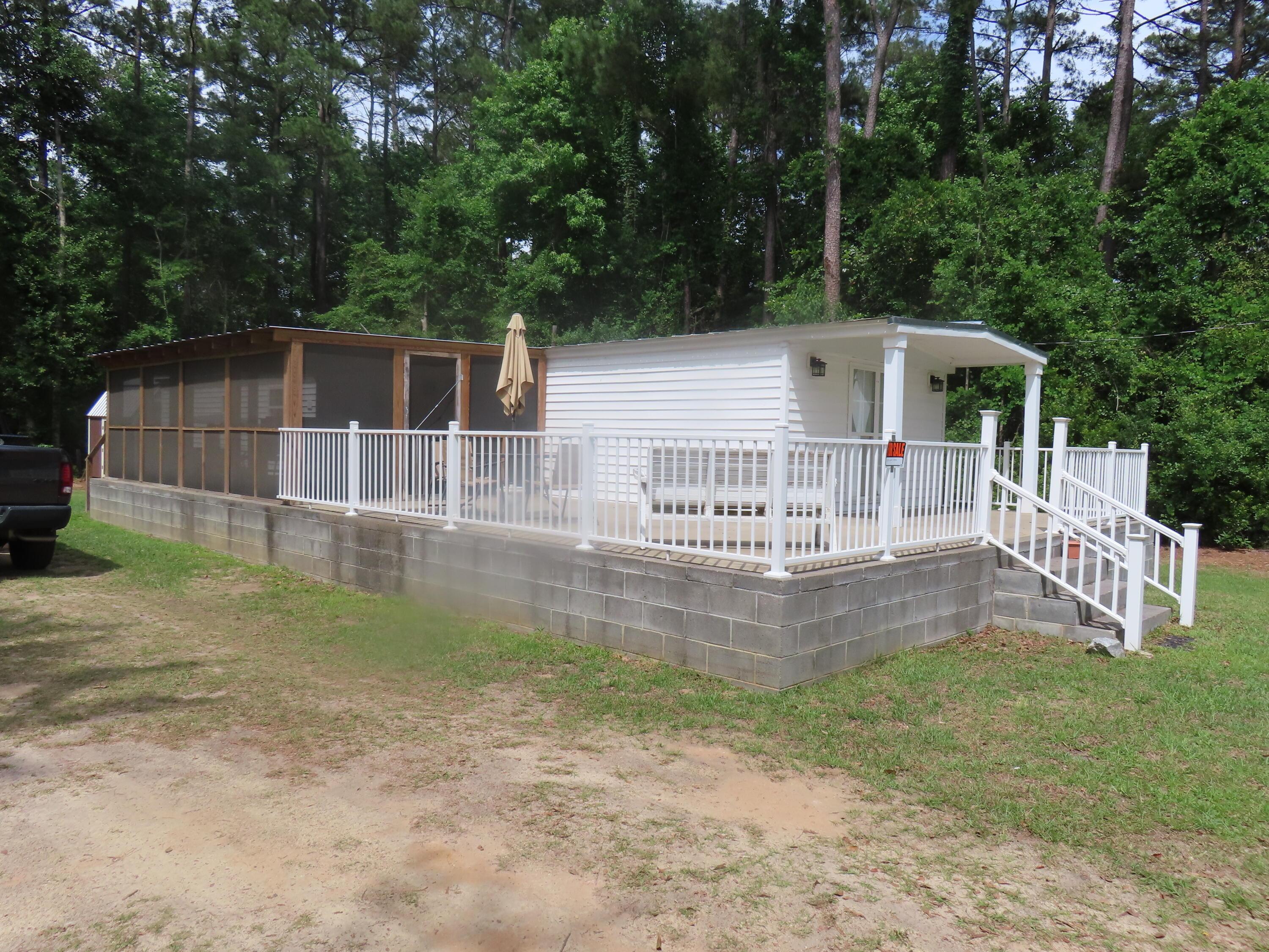Image 2: 1636 Clubhouse6 (1)