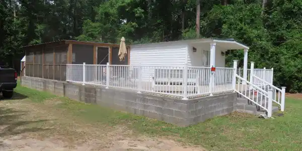 Image 2: 1636 Clubhouse6 (1)