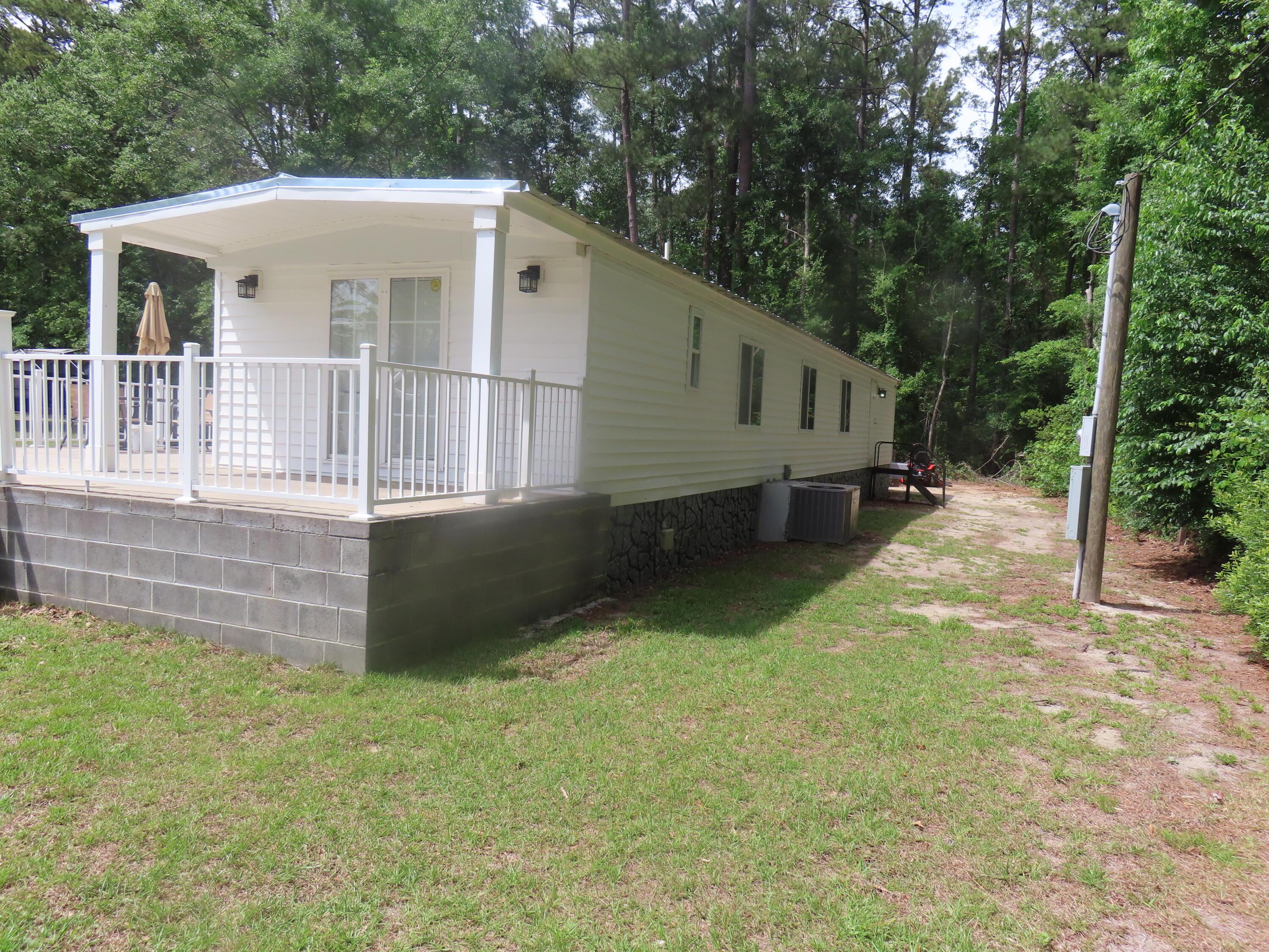 Image 3: 1636 Clubhouse1 (1)