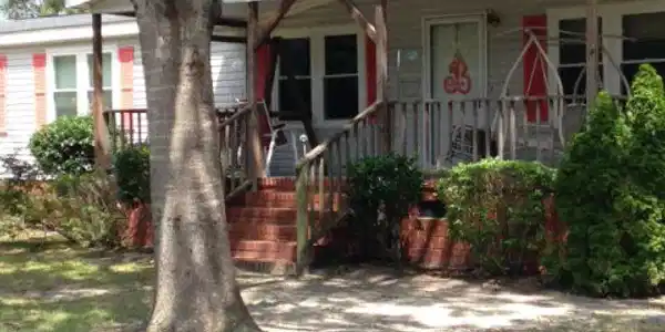 1454 Hanging Moss Road