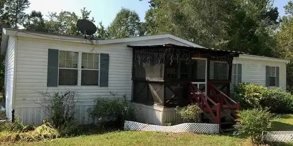 1125 Harbor House Drive