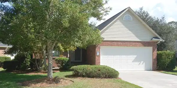 41 North Lake Cr.
