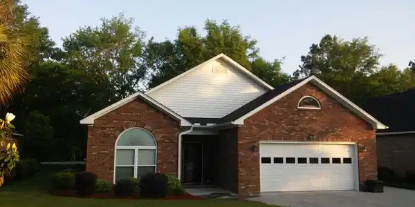 37 Lake Arbu Dr