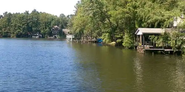 220&222 Broad River Drive