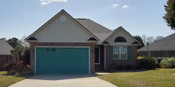 23 North Lake Circle