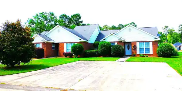 1131-41 Warrens Way