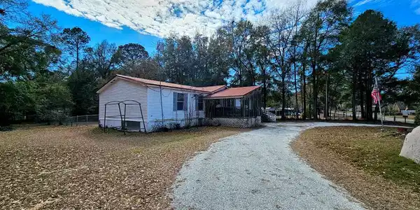 1801 Princess Pond Road