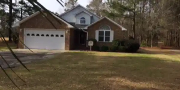 47 Lake Arbu Drive