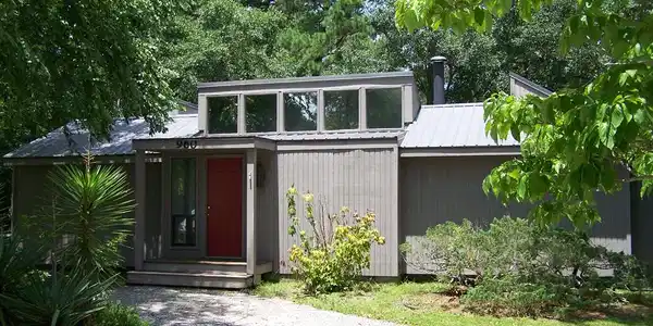 960 Moultrie Drive