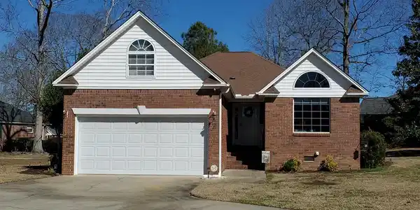18 Ridge Lake Dr