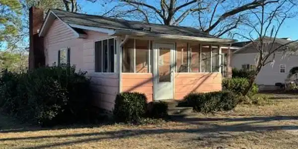 1200 Lemon Ave
