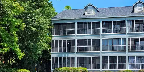 1201 CYPRESS POINTE  # A201