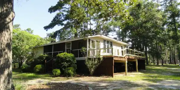 1351 Manning Drive