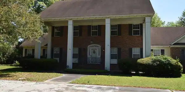 35 S CHURCH ST