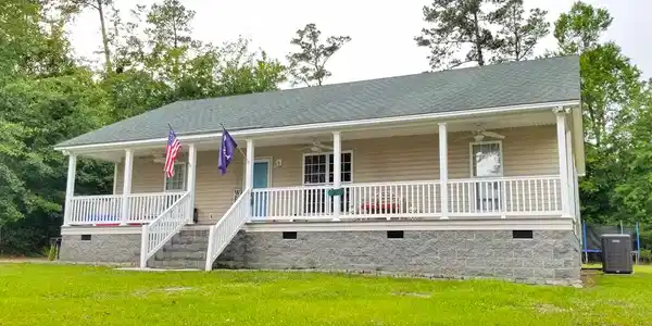 1216 Manning Drive