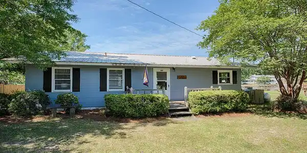 1209 Devaney Circle