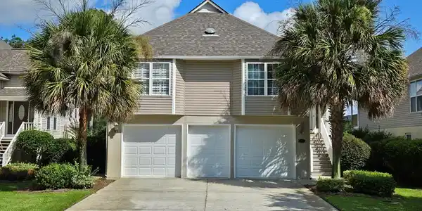 109 Deertrail Court