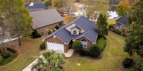 255 Ridge Lake Dr.