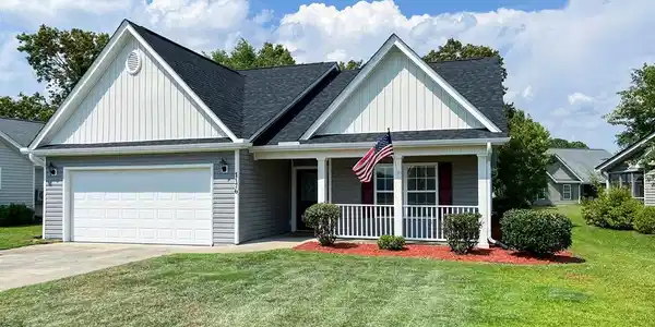 1176 Blue Heron Point