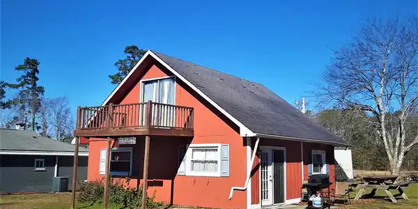 1128 Bruce Street