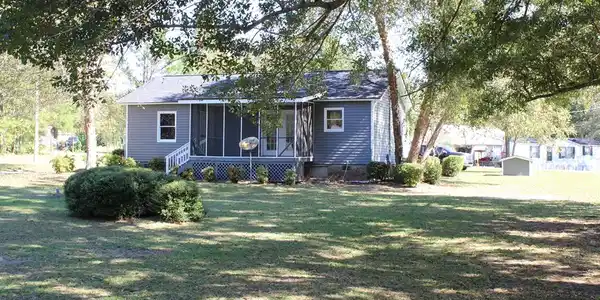 1175 Pine Ridge Rd.