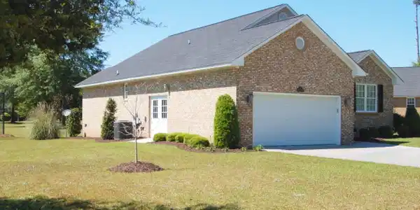 5 Lake Arbu Dr.