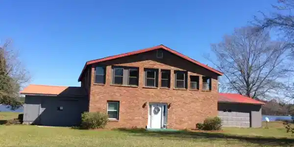 2005 Waters Edge