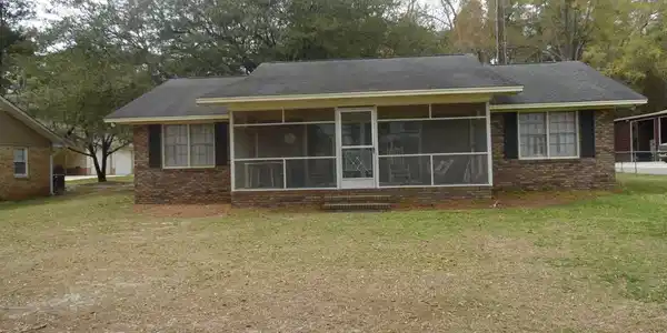 1591 Clubhouse Road
