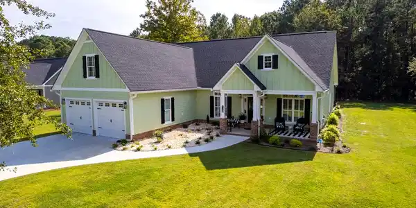 129 Woodlake Drive