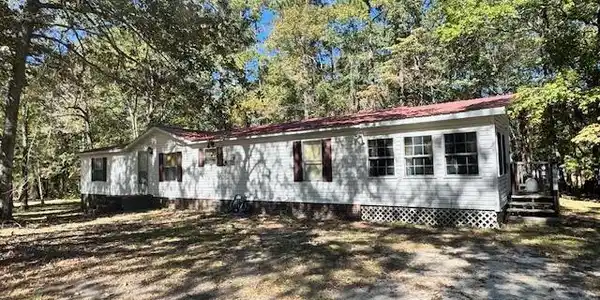 1061 Bo's Road