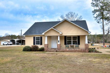 1824 Camp Shelor Drive