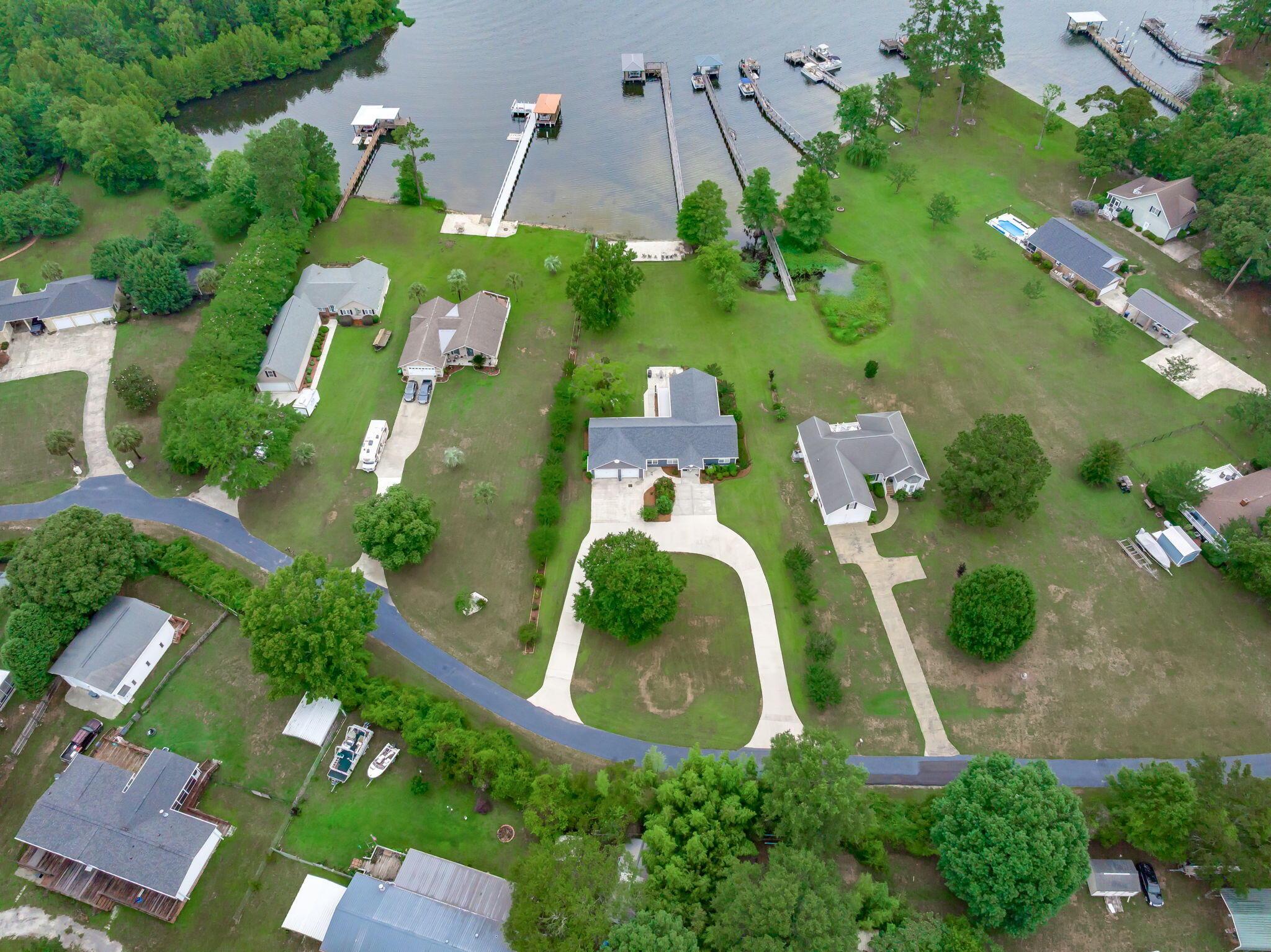 Image 3: 3-web-or-mls-1170 Shore Dreive - 003