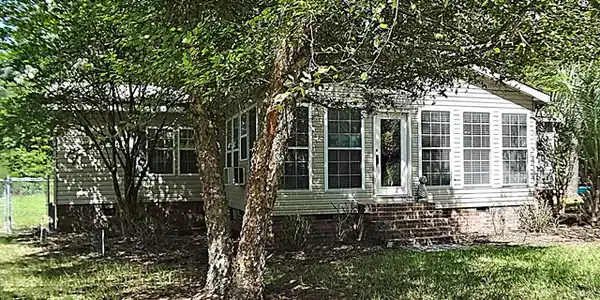 1017 Mill Creek Drive