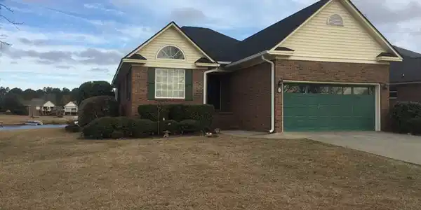 8 Ridge Lake Dr