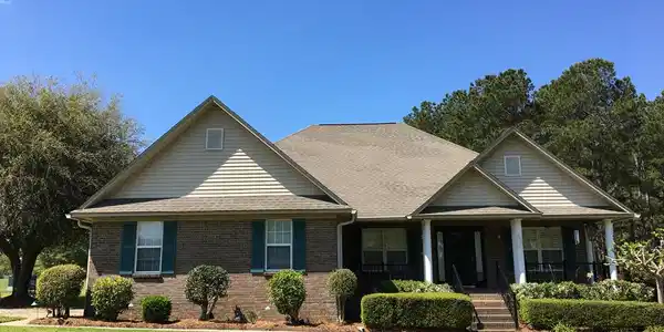201 Plantation Dr
