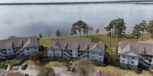 1130 Bridge View Lane