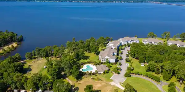 1224 Bridgeview Lane Unit F304