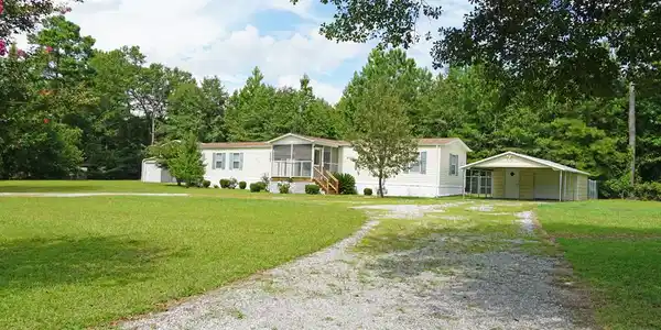 1051 POND VIEW RD