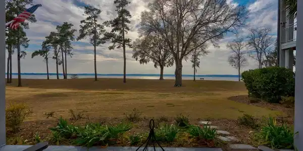 1088 Bridgeview Lane UNIT A-104