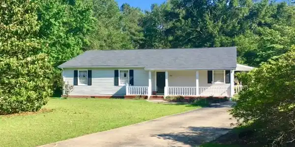1402 HERRING DR