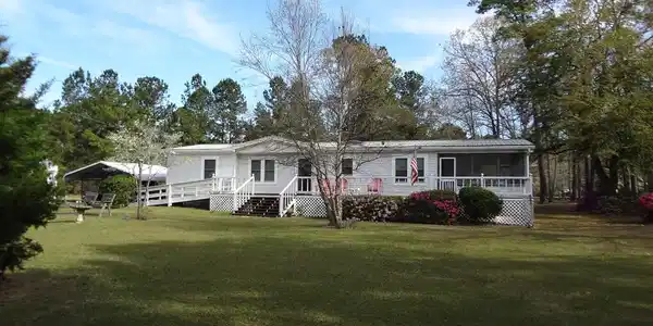 2327 Lakewood Drive