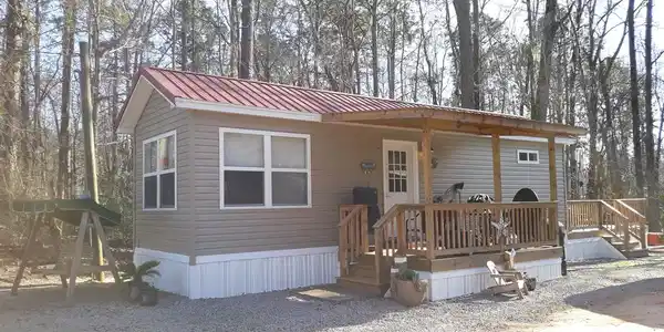 7 POPLAR LANDING LANE