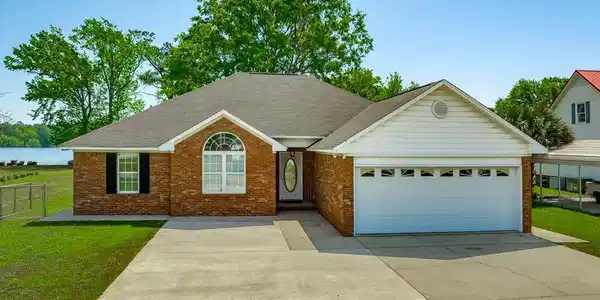 1152 Ralph Bell Road
