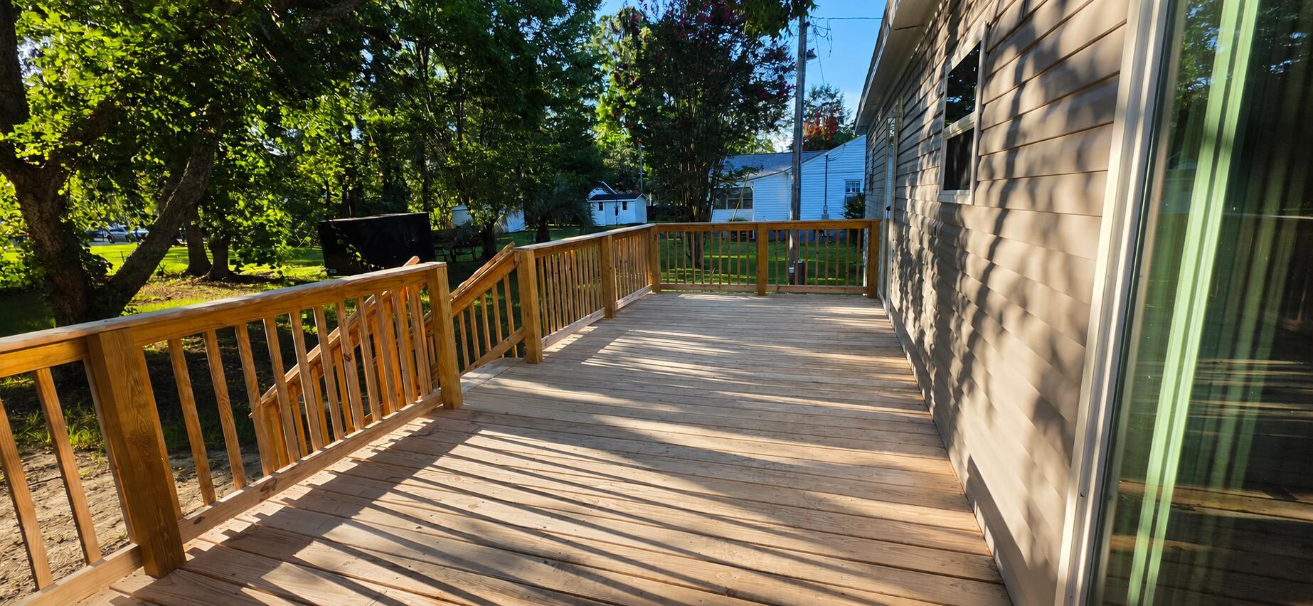 Image 4: porch