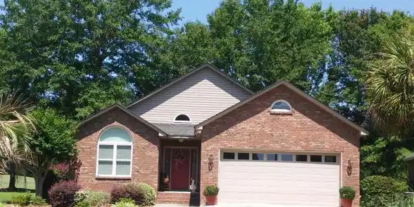 808 Bentwood Cir